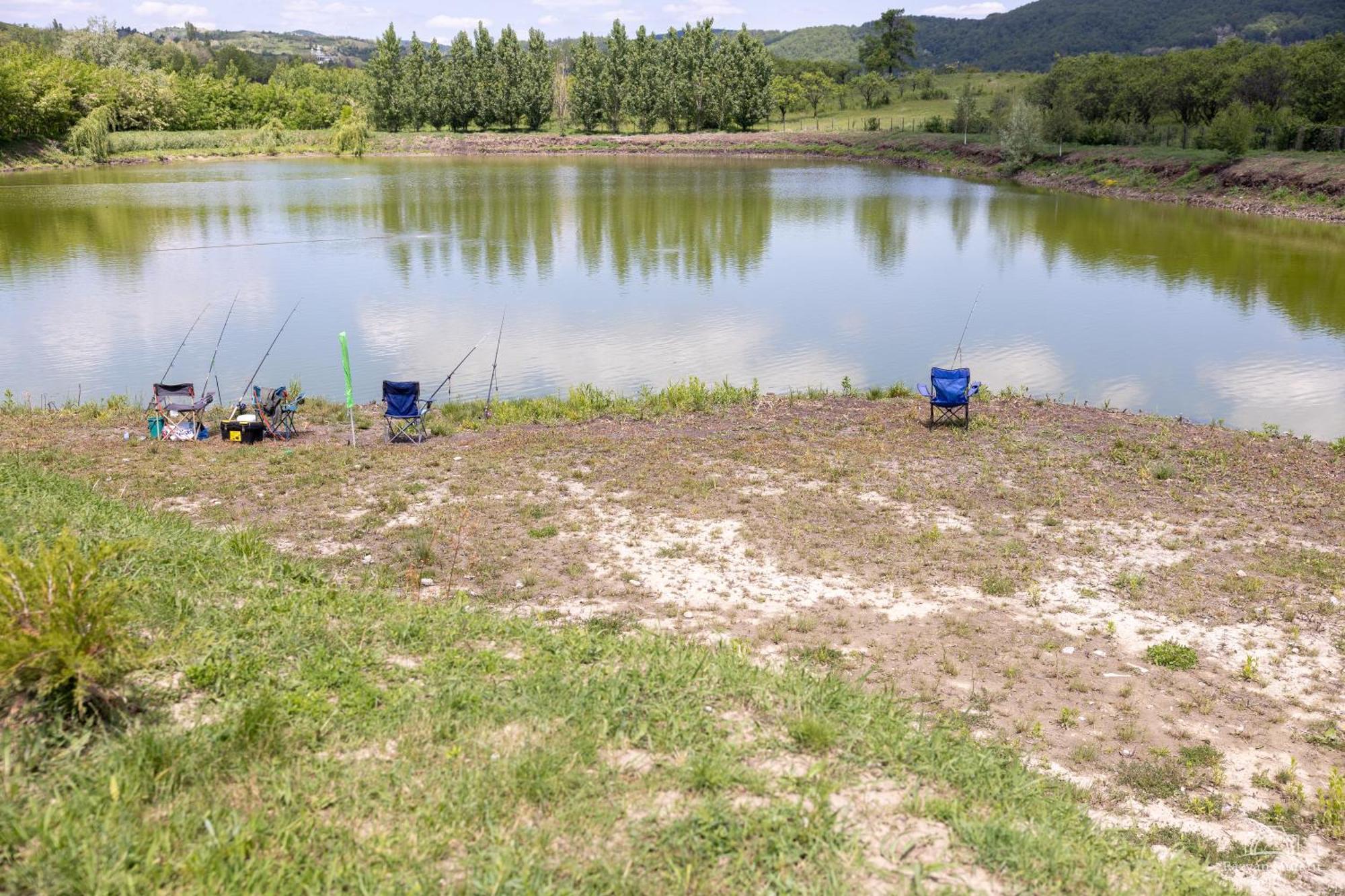 Mountain Lake Jbs Hotel Foksány Kültér fotó